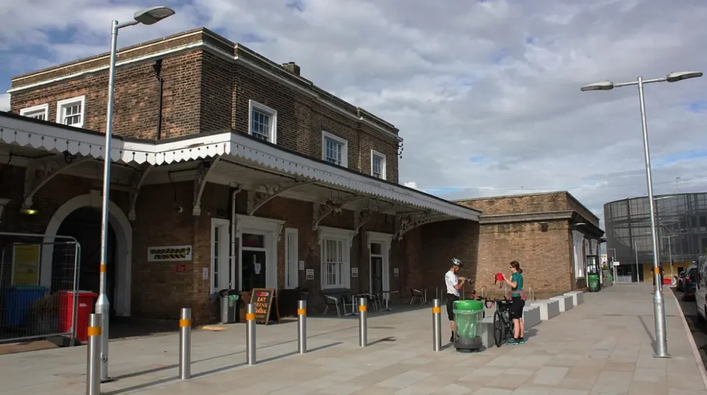 Fairwater Shops: Cardiff's Debate Hub