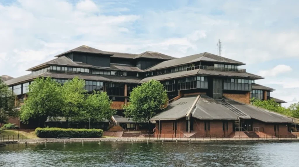 Roath Rec Cycle Path: Cardiff's Green Route