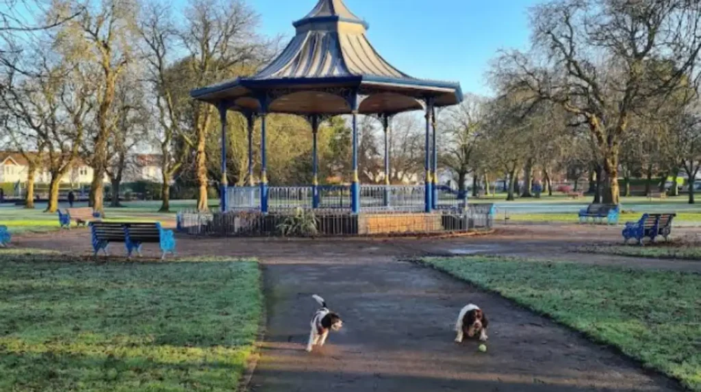 What is Roath Park and where is it located in Cardiff?