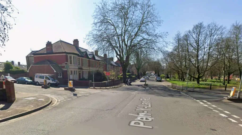 How did Penylan Road develop historically?