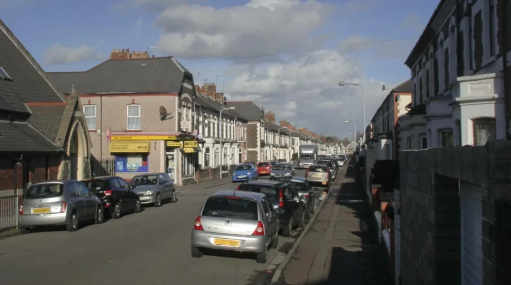 What is Splott Road and where is it located in Cardiff?