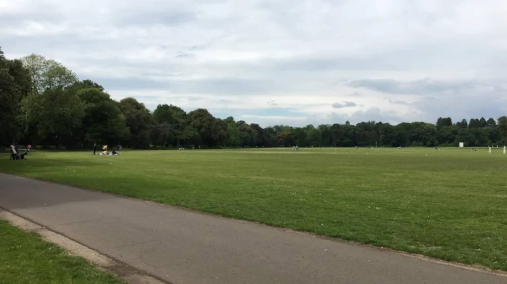 What should walkers know about safety and path use in Hailey Park?