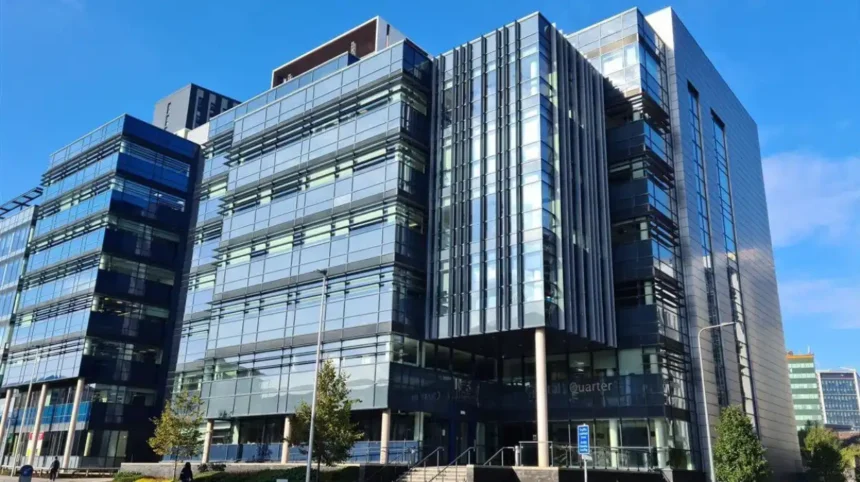 Average Income Trends Reveal Cardiff Earnings 2026