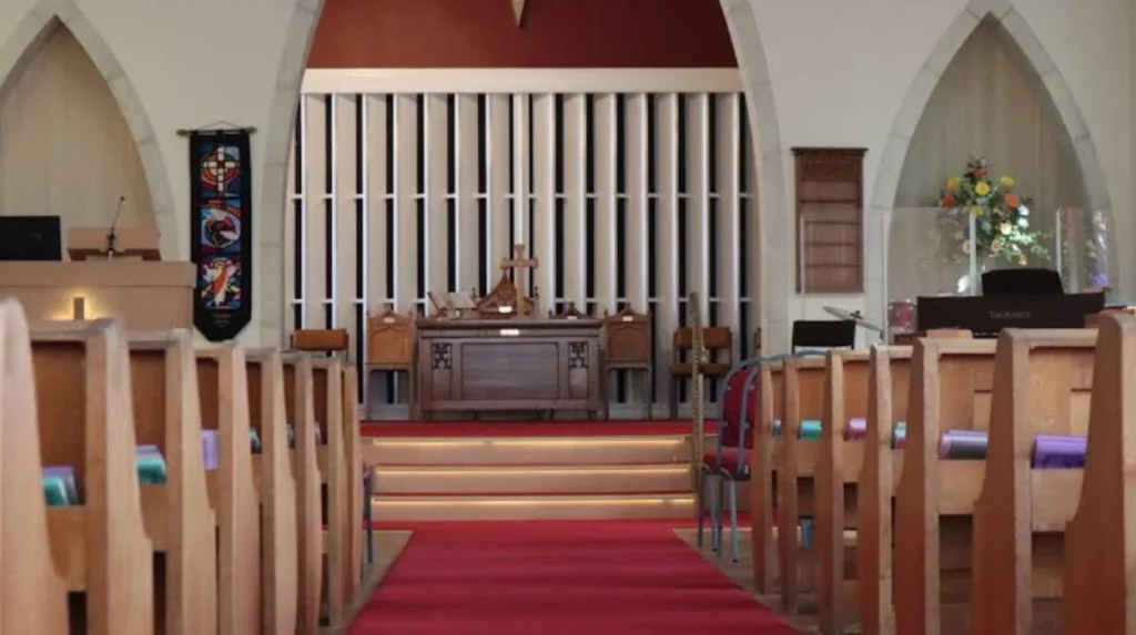 How did the 1851 Religious Census impact chapel construction in Cardiff?