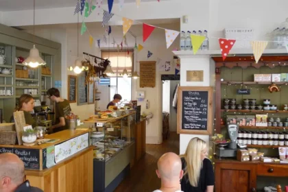 Independent Cafés in Roath Guide – Cardiff 2026