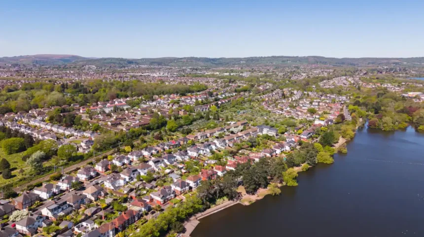 Roath Cardiff Population Demographics and Census Stats Update 2026