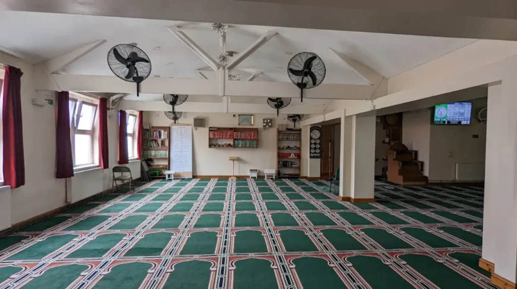 What Is the History of Mosques in Grangetown Cardiff?