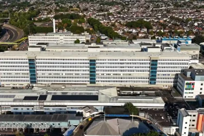 Woman Dropped from Operating Table During Surgery in Cardiff 2026