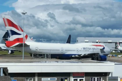 TUI Flight Makes Emergency Landing After Engine Fire: Cardiff 2026