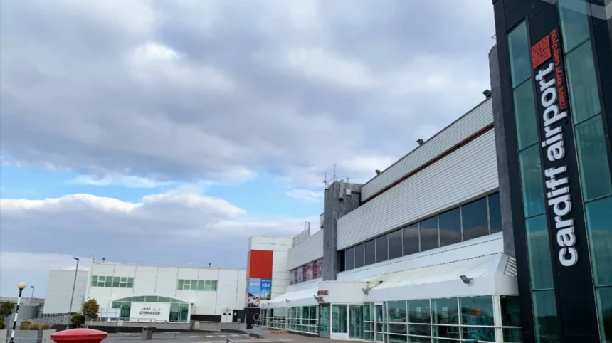 Cardiff Airport Contactless E-Gates Passenger Guide 2026