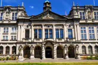 Cardiff Student Travel Guide Buses, Trains and Travel Passes