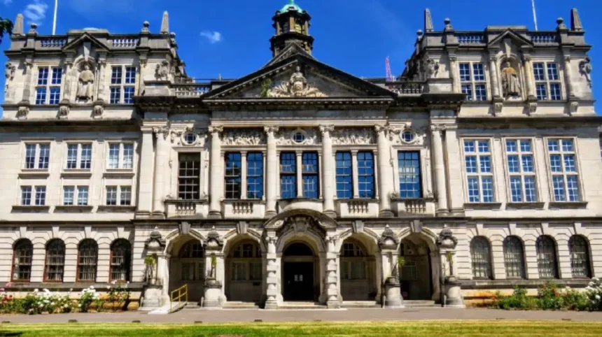Cardiff Student Travel Guide Buses, Trains and Travel Passes