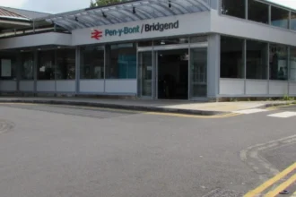Cardiff to Bridgend Commute Guide Trains & Buses