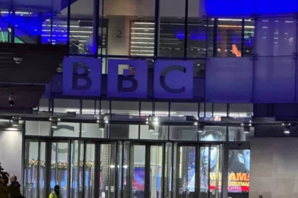 UK MPs Warn BBC Faces Managed Decline Without Urgent Overhaul, London 2026